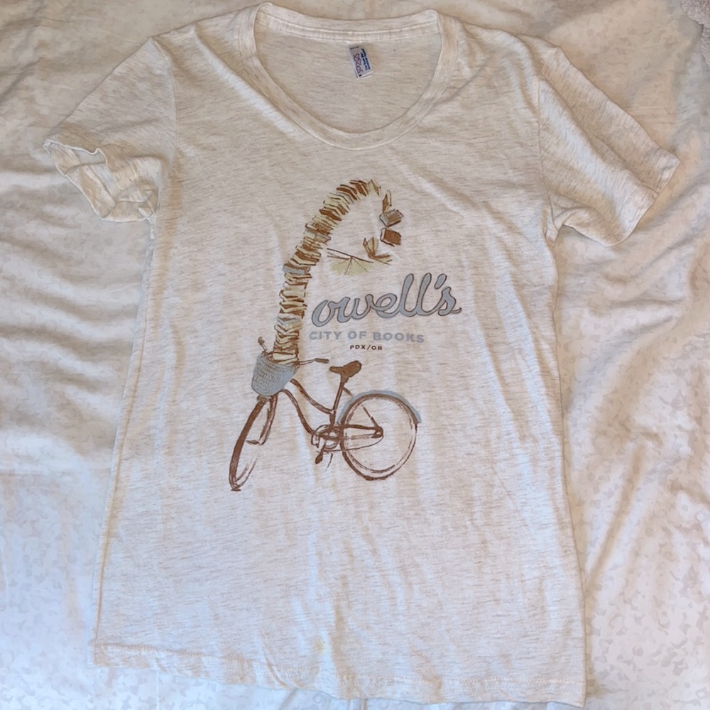 Powell’s City of Books Bookstore Tshirt Portland Oregon